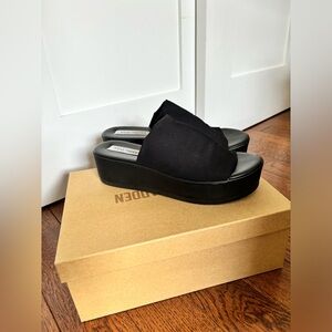 STEVE MADDEN PLATFORM SLIDES